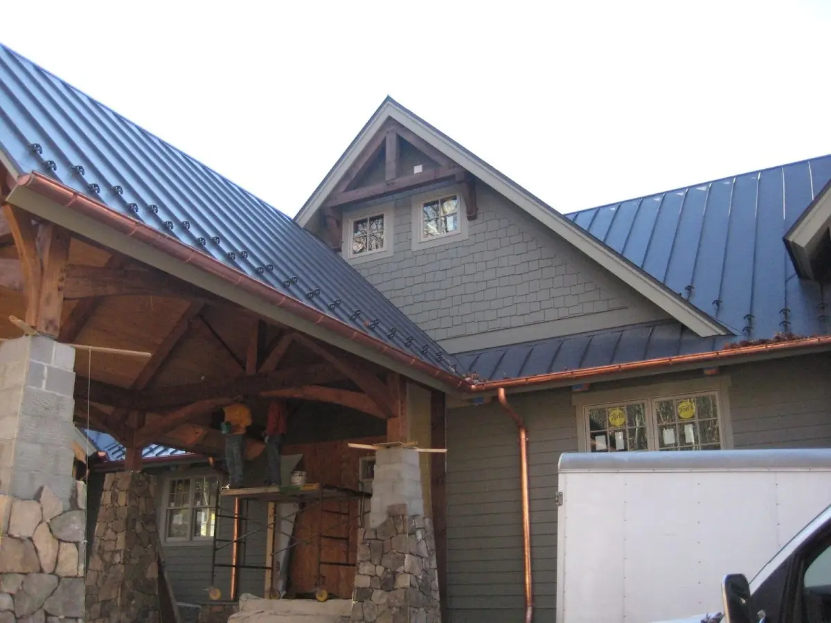 Craftsman Roofing team delivering quality roofing work in Holiday Acres